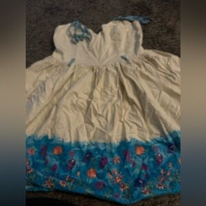 Collectif seashell dress. 19” pit to pit 17” waist.